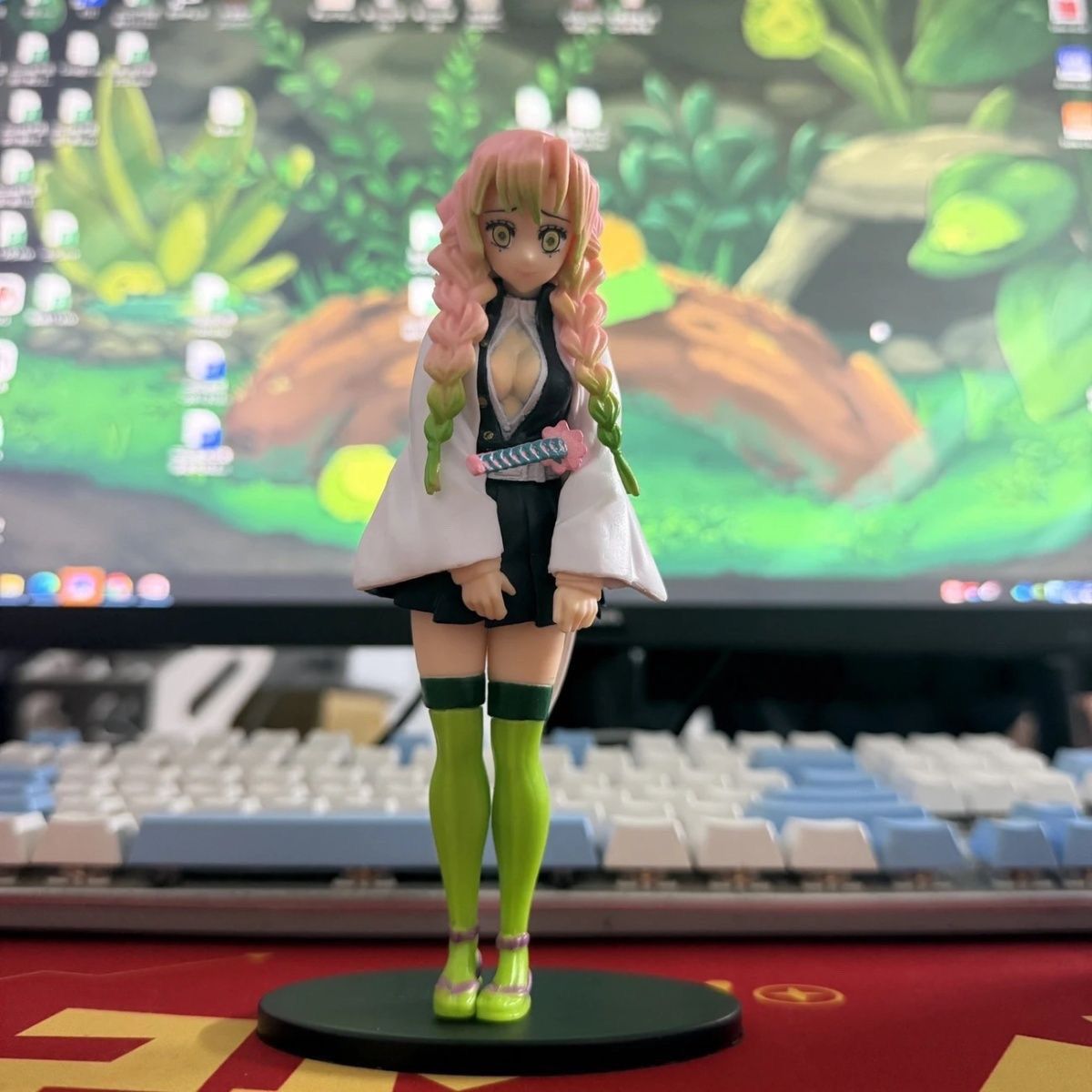 Figurine Demon Slayer Love Pil - Cosplay Anime Tsunade ulasan dan harga